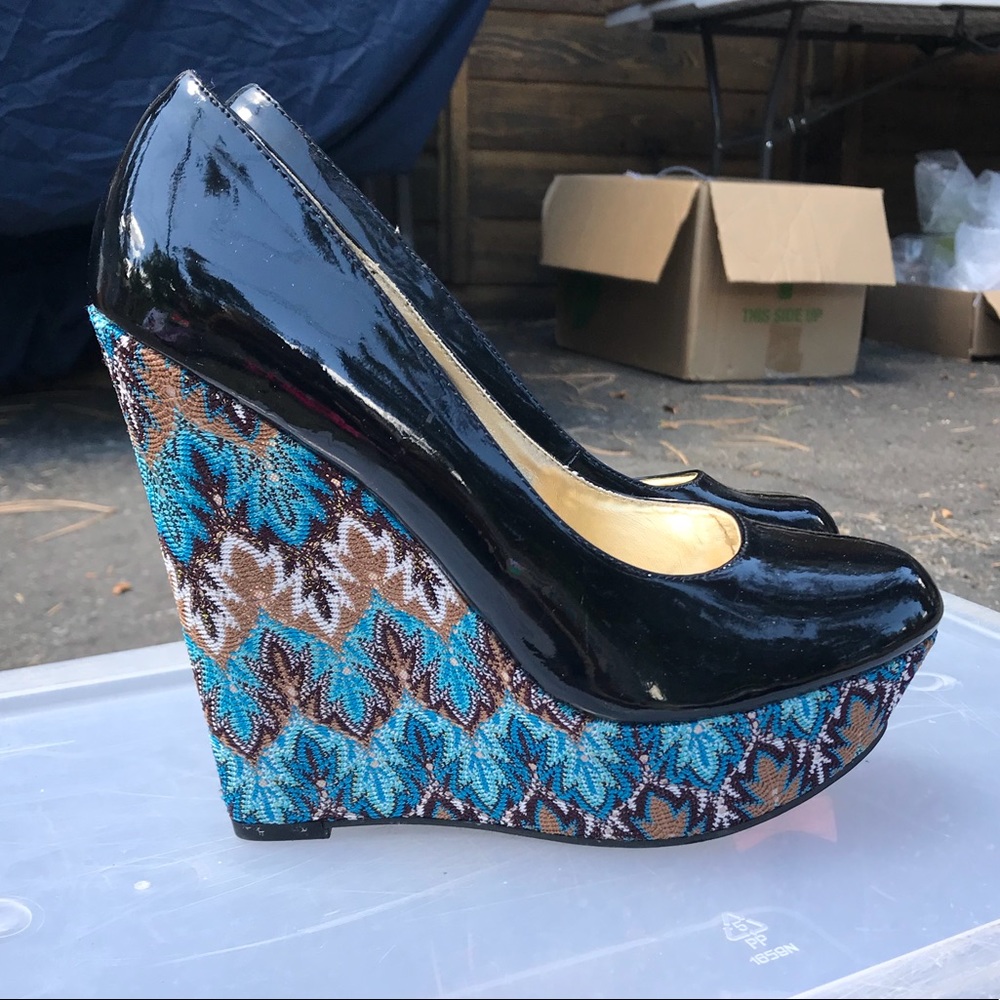 Steve Madden Aztec Pump Wedges